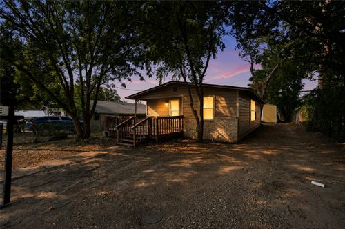 403 Blackson Ave, Austin, TX, 78752-2612 | Card Image