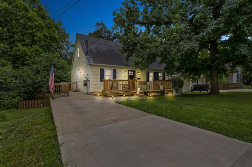 211 Antwerp Ave, Mt Sterling, KY, 40353-1119 | Card Image