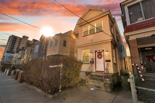 143 Pearsall Ave, Jersey City, NJ, 07305-3811 | Card Image