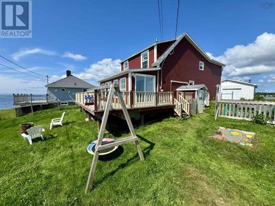 276 Southside Petit De Grat Rd, House other with 3 bedrooms, 2 bathrooms and null parking in Alderney Point NS | Image 3