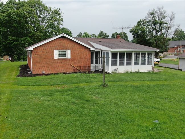 3940 Park Ave, House other with 4 bedrooms, 2 bathrooms and 4 parking in Prosperity PA | Image 8