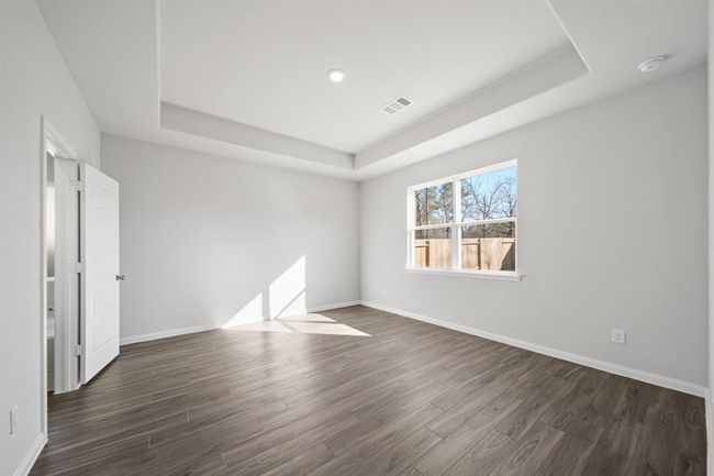 16940 Hazelnut Dr, House other with 3 bedrooms, 2 bathrooms and 2 parking in Conroe TX | Image 7