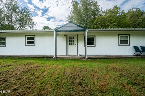 2841 Holiday Hills Rd, Kodak, TN, 37764-1760 | Card Image