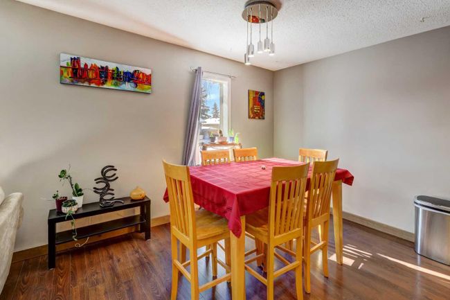 464 Malvern Close Ne, Home with 4 bedrooms, 2 bathrooms and 2 parking in Calgary AB | Image 12