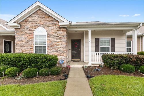 19 Travertine Cir, Savannah, GA, 31419-8400 | Card Image
