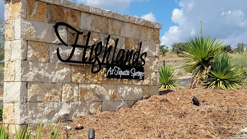 209 Preston Trl, Boerne, TX, 78006-8899 | Card Image