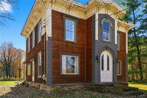 884 Brownville Rd, Rome, OH, 44085-9733 | Card Image