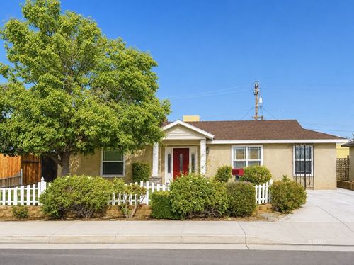 241 S Sunland St, Ridgecrest, CA, 93555-4234 | Card Image