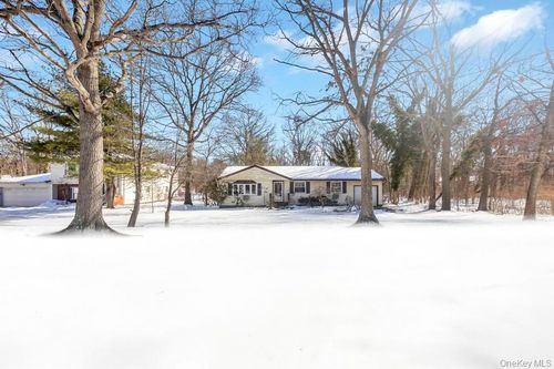 1175 Old Nichols Rd, Islandia, NY, 11749-4720 | Card Image