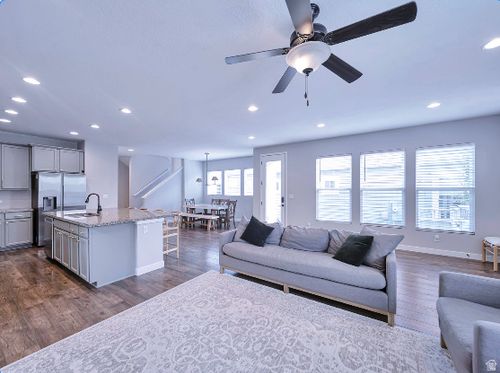 11371 Abbey Mill Dr, South Jordan, UT, 84009-1301 | Card Image