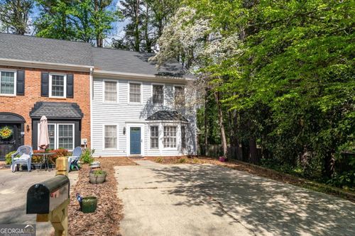 599 Saint James Walk Se, Marietta, GA, 30067-7165 | Card Image