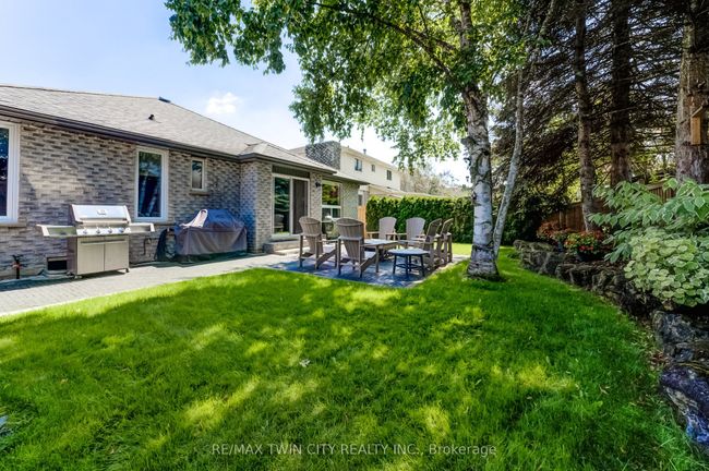 124 Rose Bridge Cres, House other with 2 bedrooms, 3 bathrooms and 2 parking in Cambridge ON | Image 8