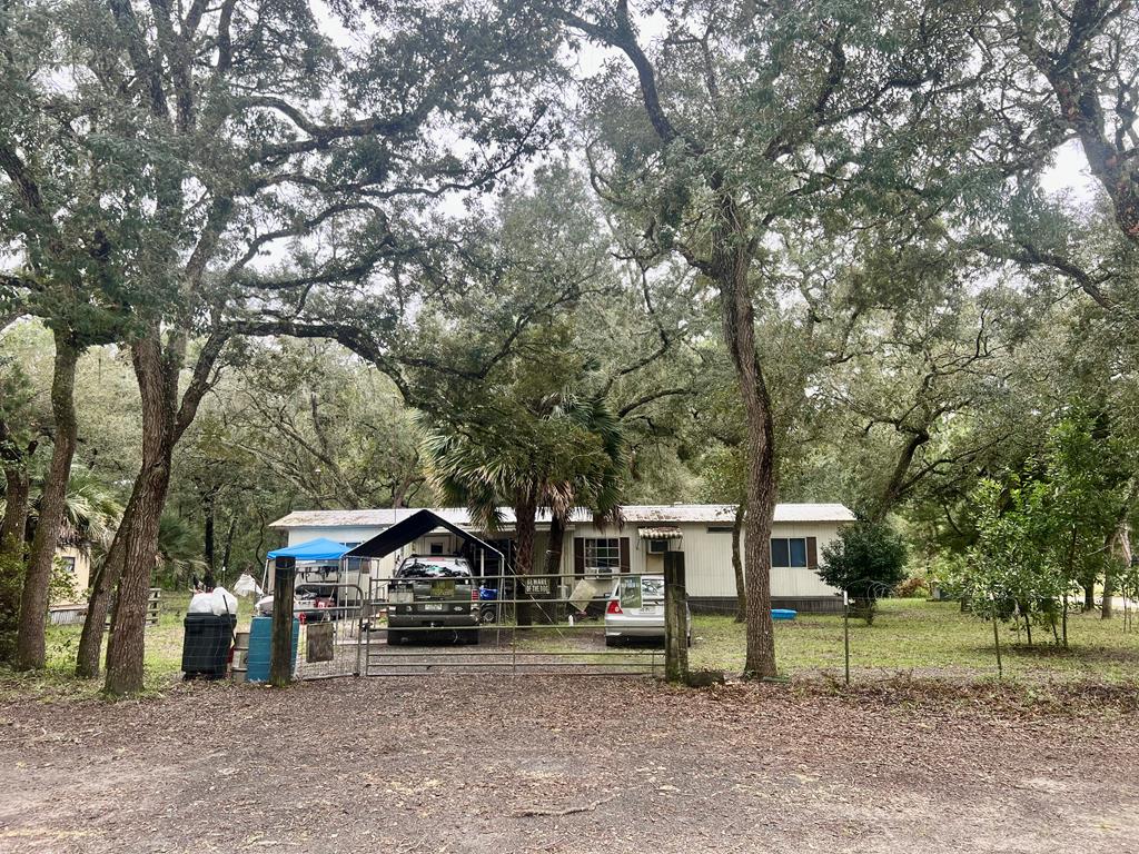 209th Ave, Old Town, FL 32680