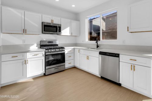 4060 Bristlecone Ct, Reno, NV, 89502-7914 | Card Image