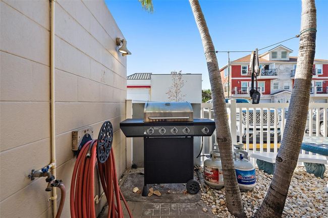 14 - 14251 Gulf Blvd, Condo with 1 bedrooms, 1 bathrooms and null parking in MADEIRA BEACH FL | Image 16