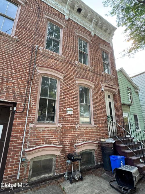 2nd-305 2nd St, Albany, NY, 12206-3123 | Card Image