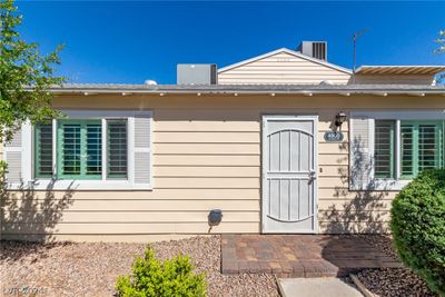 4950 Larkspur Street, Townhouse with 2 bedrooms, 1 bathrooms and null parking in Las Vegas NV | Image 1