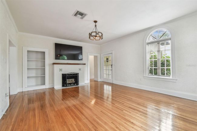 3120 S Julia Cir, House other with 3 bedrooms, 2 bathrooms and null parking in TAMPA FL | Image 9