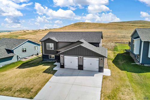3123 Caymus Dr, Rapid City, SD, 57703-6713 | Card Image