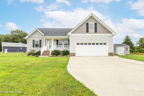 100 Smitty Ln, Moyock, NC, 27958-9715 | Card Image