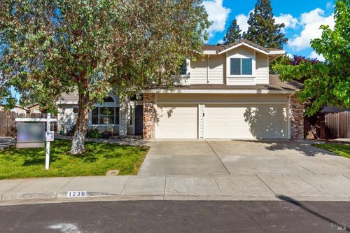 1236 Notre Dame Circle, Vacaville, CA, 95687 | Card Image