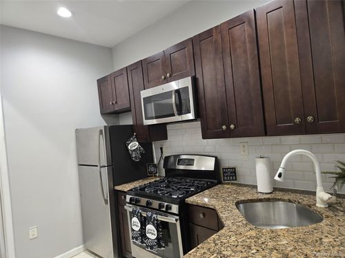 apt-2l-1823 Menahan St, Ridgewood, NY, 11385-1860 | Card Image