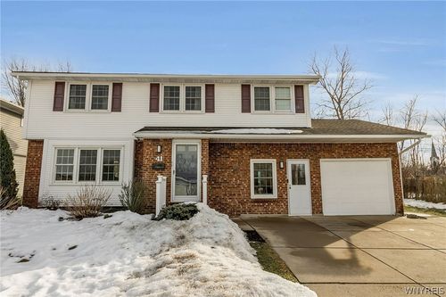 41 Patricia Dr, West Seneca, NY, 14224-4009 | Card Image