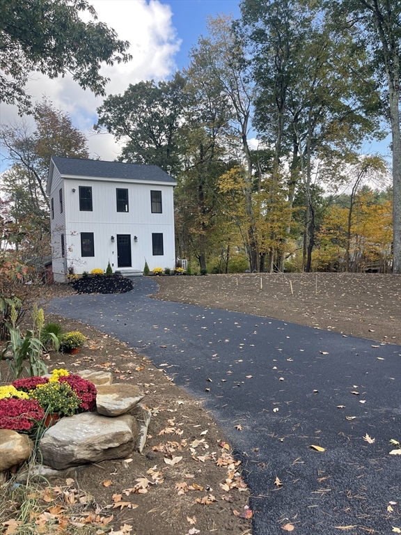 Dakota Trl, Rutland, MA 01543