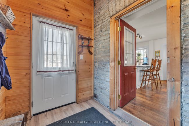 11 Water St, House other with 3 bedrooms, 2 bathrooms and 2 parking in Newburgh ON | Image 15
