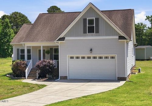 92 Poston Ct, Benson, NC, 27504-9413 | Card Image