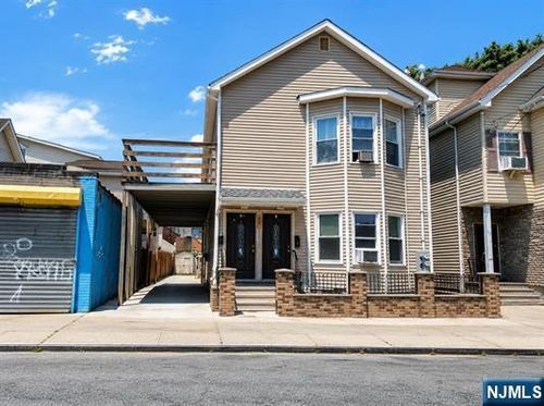 47 Oak Street, Paterson, NJ, 07501 | Card Image