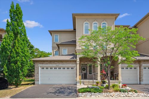 20-255 Summerfield Dr, Guelph, ON, N1L0E1 | Card Image