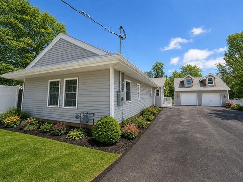 254 Fisher Rd, Rochester, NY, 14624-3534 | Card Image
