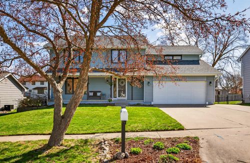 4507 48th St, Des Moines, IA, 50310-2983 | Card Image