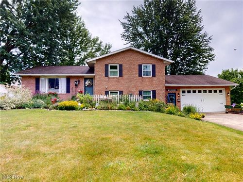 14003 Highview Dr, Dalton, OH, 44618-9201 | Card Image