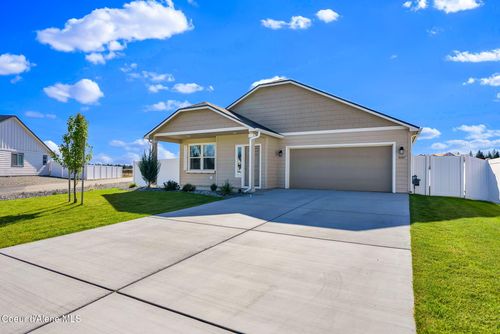 16167 Hadley Loop, Rathdrum, ID, 83858 | Card Image