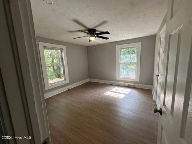 Bedroom | Image 9