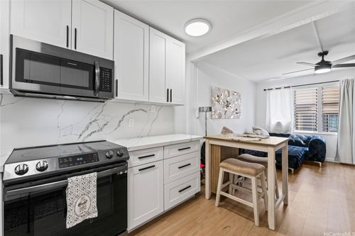 86-98-1280 Hoohiki Pl, Pearl City, HI, 96782-3028 | Card Image