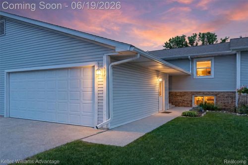 572 River Pointe Ct, Milan, MI, 48160 | Card Image