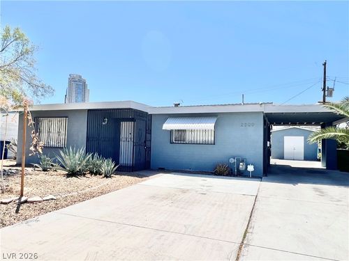 2300 Santa Clara Dr, Las Vegas, NV, 89104-2621 | Card Image