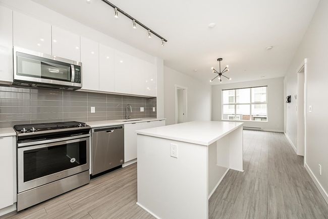 C423 - 8150 207 Street, Condo with 2 bedrooms, 1 bathrooms and 1 parking in Langley BC | Image 7