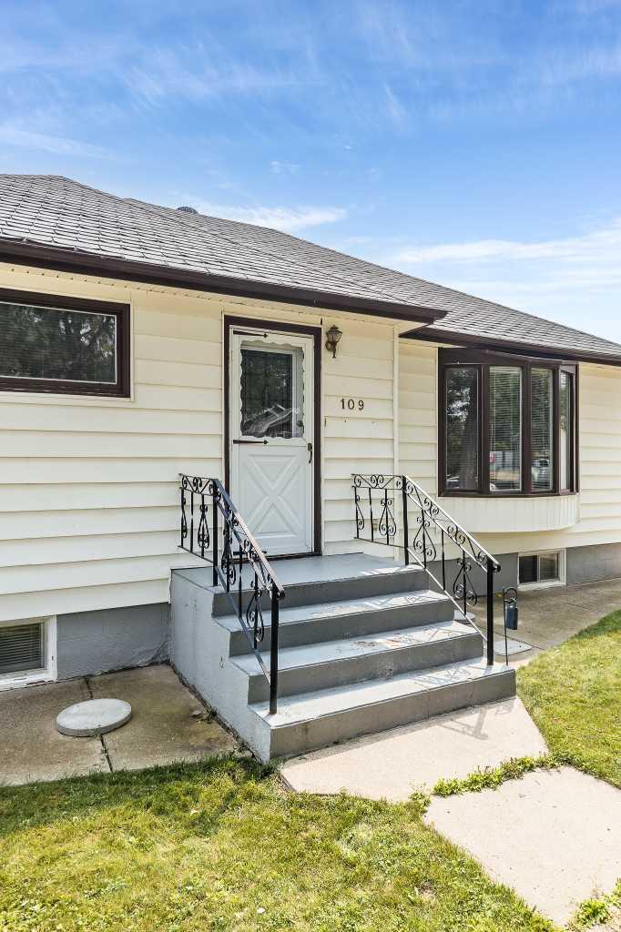 Residential in Medicine Hat 5