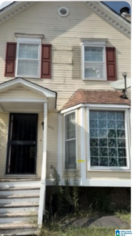 411 Jamestown Manor Dr, Gardendale, AL, 35071-2647 | Card Image