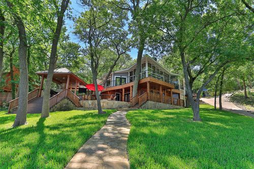 2095 Chaparral Dr, Gainesville, TX, 76240-6686 | Card Image