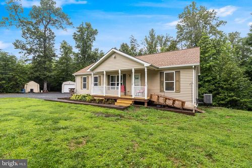 13041 Lilac Way, King George, VA, 22485-4242 | Card Image