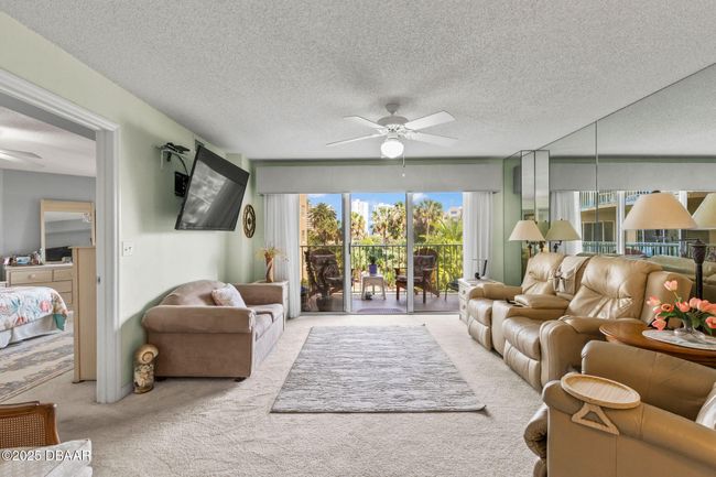 APT-308C - 4 Oceans West Blvd, Condo with 2 bedrooms, 2 bathrooms and null parking in Daytona Beach Shores FL | Image 5