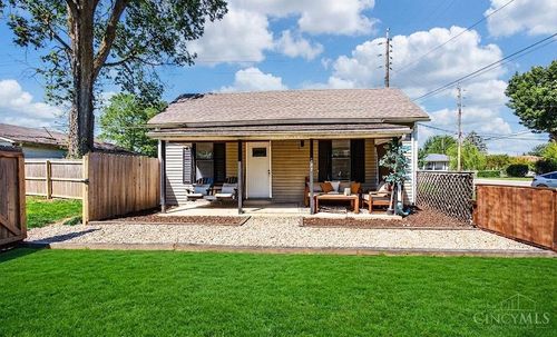 207 W 7th St, Connersville, IN, 47331 | Card Image