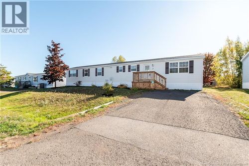 17 Cross Creek Lane, Riverview, NB, E1B5H9 | Card Image