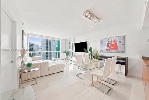 3707-485 Brickell Ave, Miami, FL, 33131-2754 | Card Image