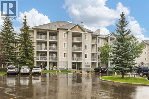 1620 70 St Se, Calgary, AB, T2A7Z2 | Card Image